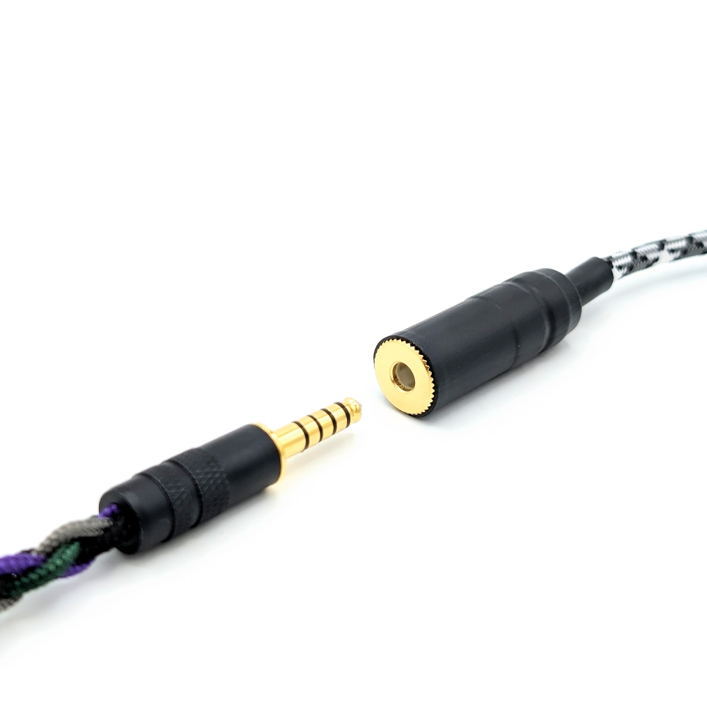 AC44-3 : 4.4mm to 4-pin XLR adapter