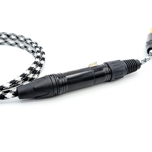 AC4X-2-T : 4-pin XLR to 3.5mm adapter