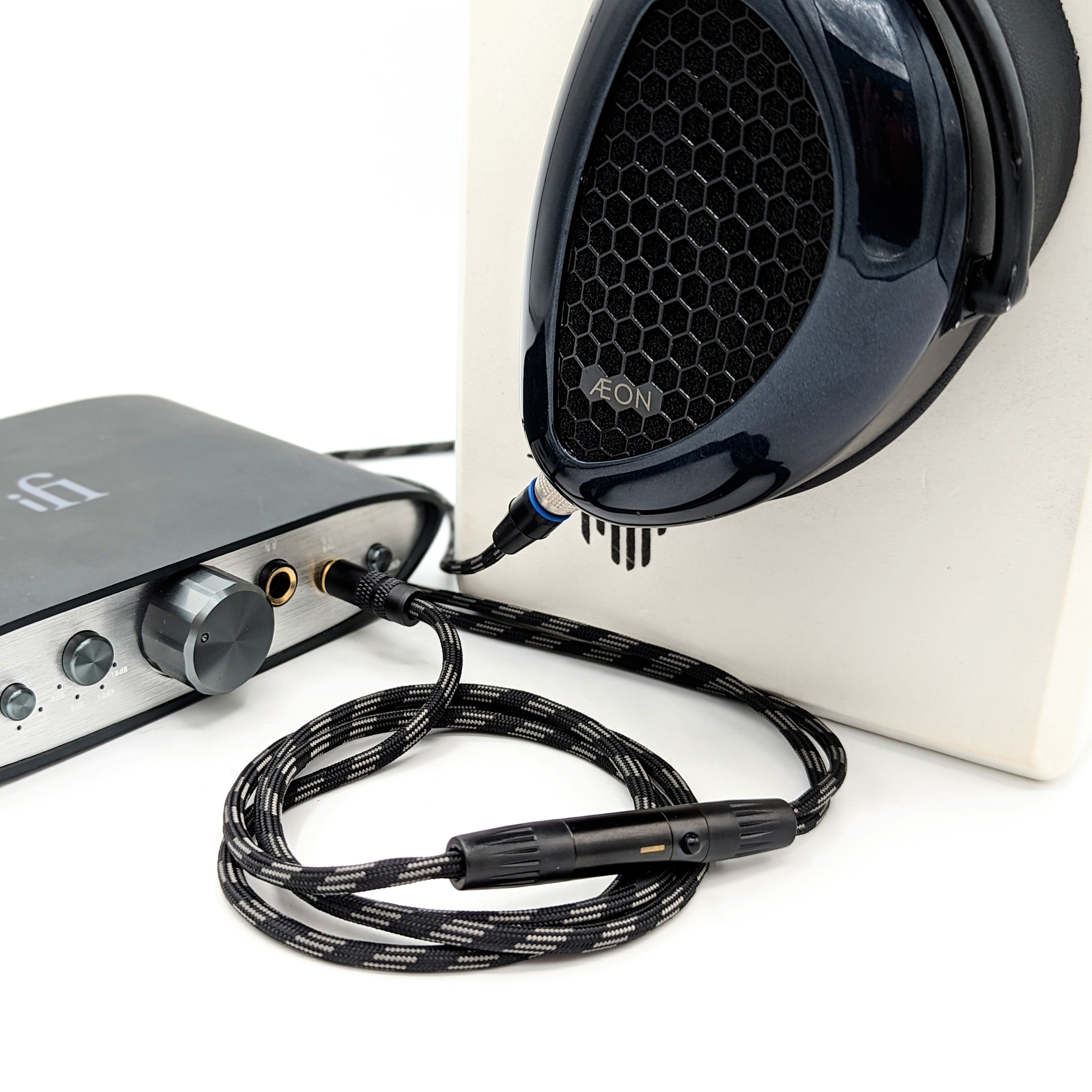 MTS D12 Auricular de Control con Cable Stereo en la Oreja de 3.5 mm co